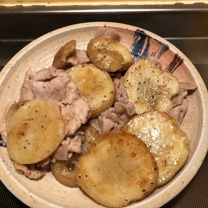 時短♪豚肉とジャガイモのバター醤油炒め^_^